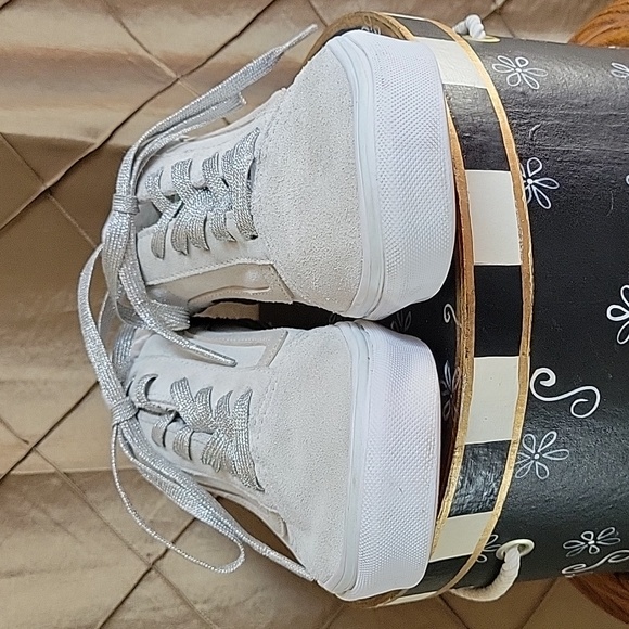 VGUC- Vans ‘Custom’ Suede/Sherpa Old Skool Unisex Sneaker - Picture 6 of 11